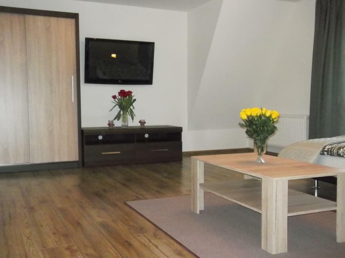 Lejowka Apartment *